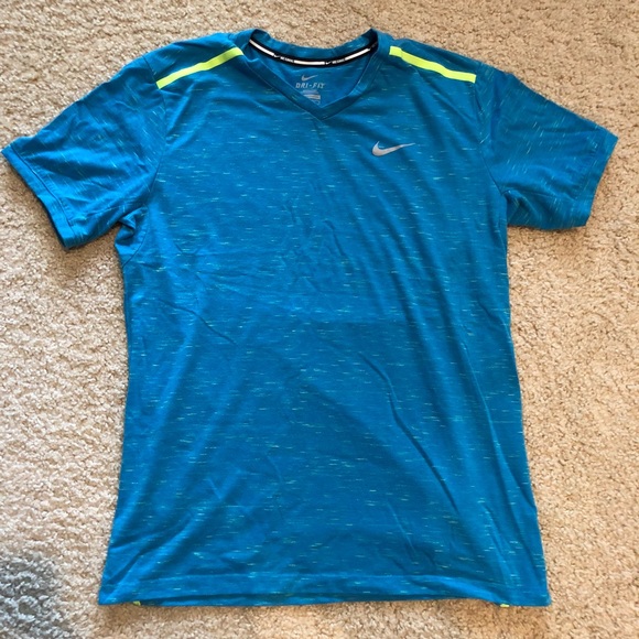 nike tailwind shirt